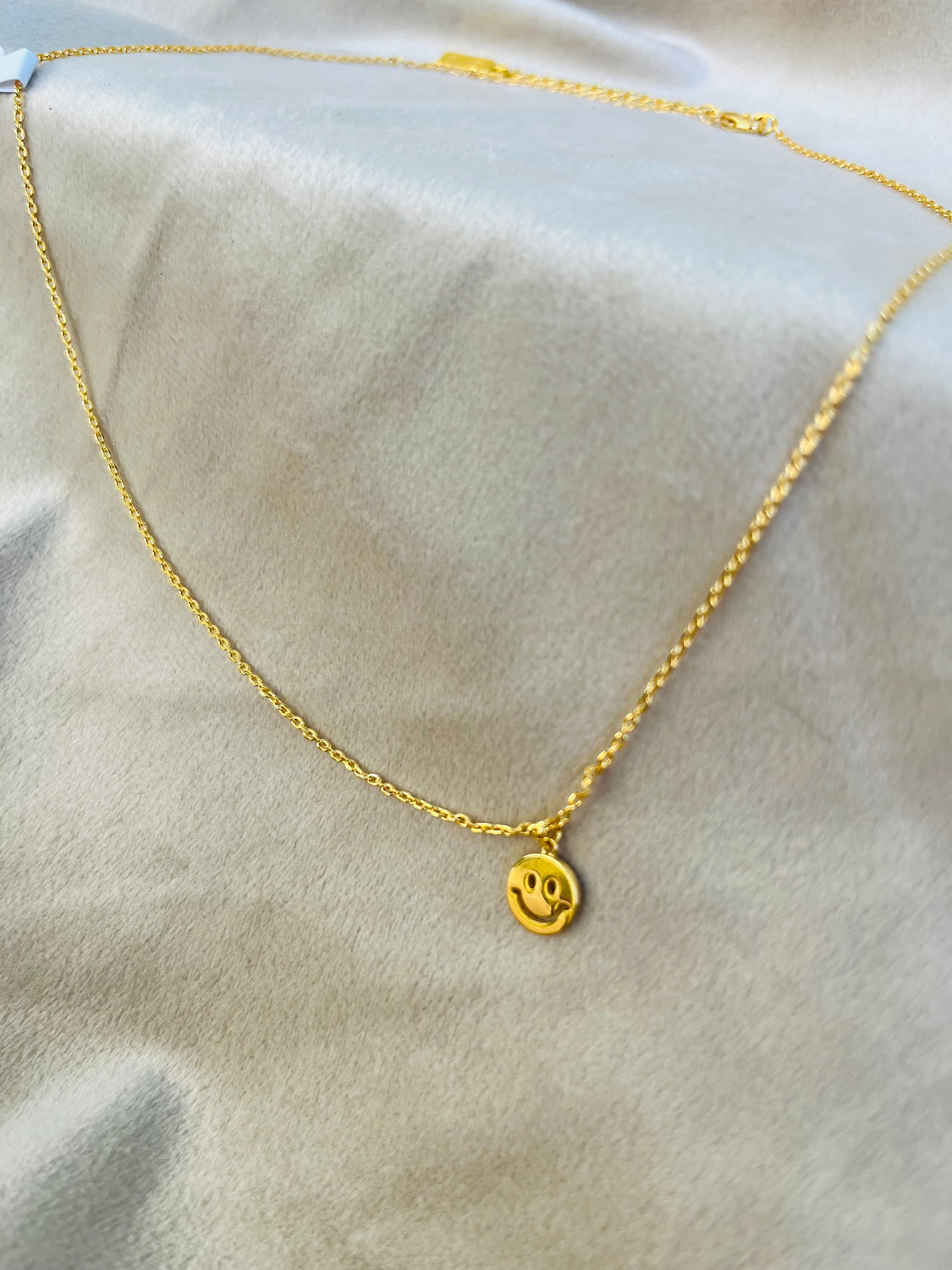 Have a nice day smiley charm necklace