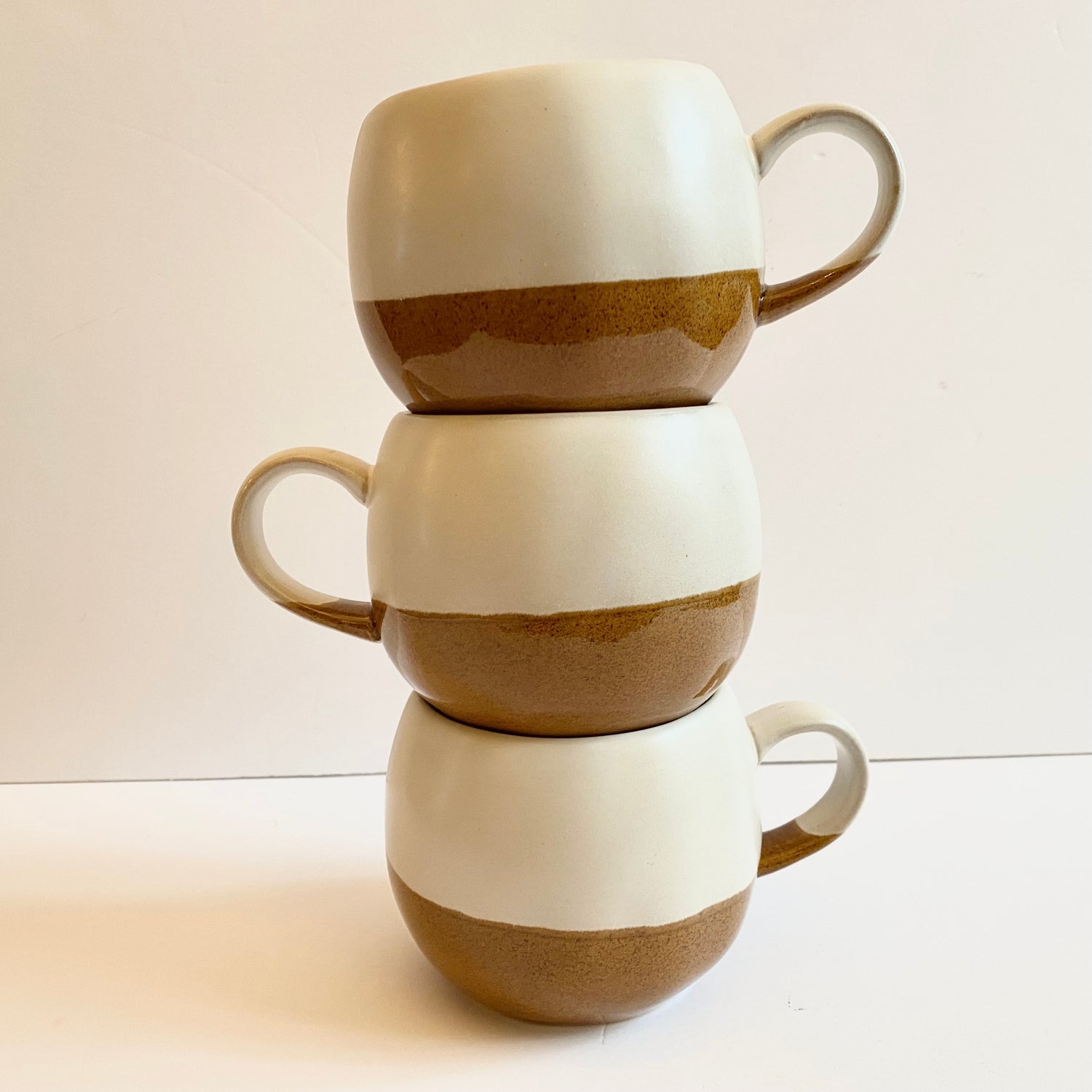 Ceramic ball mug