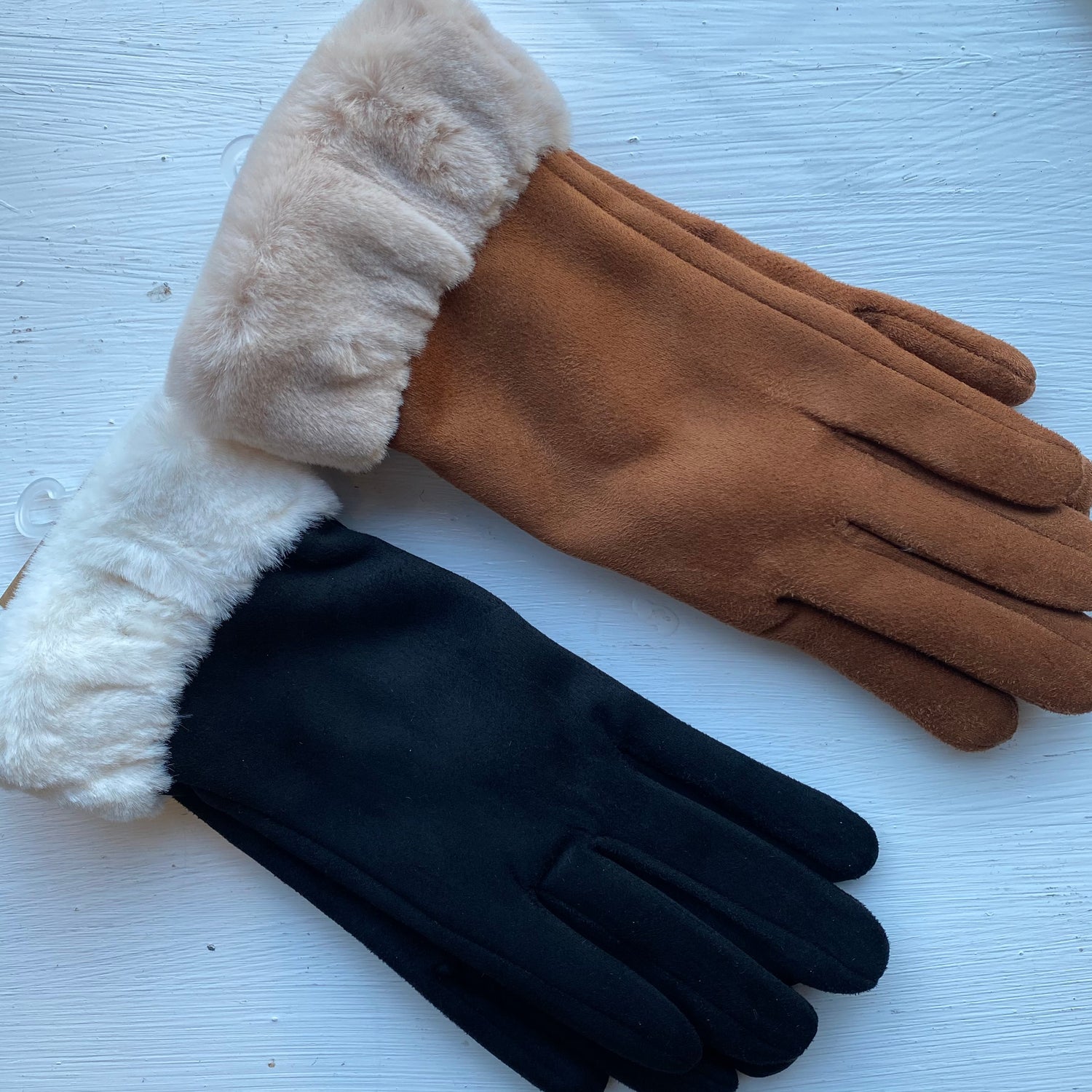 Suede and and faux fur gloves